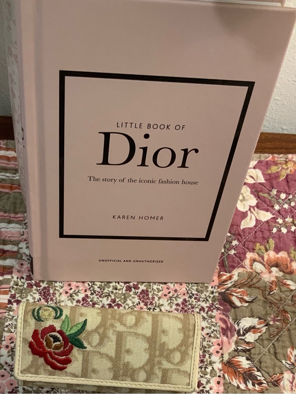 Dior Beige Monogram Canvas Wallet with Embroidered Floral Accent - Picture 12 of 12